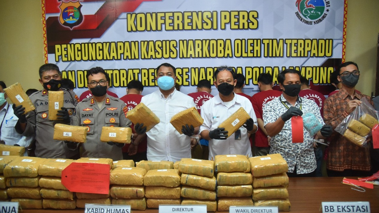 Jaringan narkoba lintas provinsi di lampung terbongkar, edarkan sabu hingga ekstasi